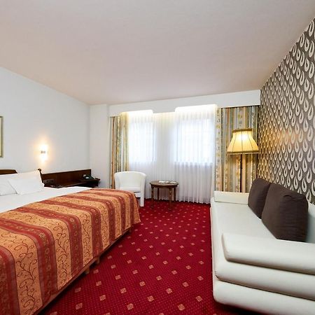 Hotel Zur Post Bernkastel-Kues Εξωτερικό φωτογραφία
