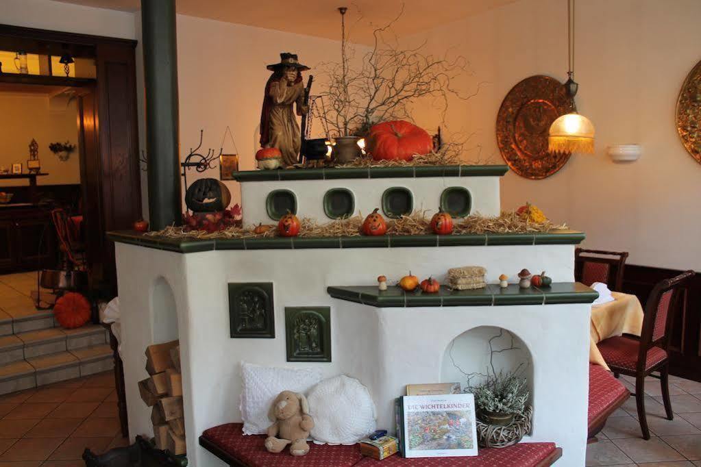 Hotel Zur Post Bernkastel-Kues Εξωτερικό φωτογραφία